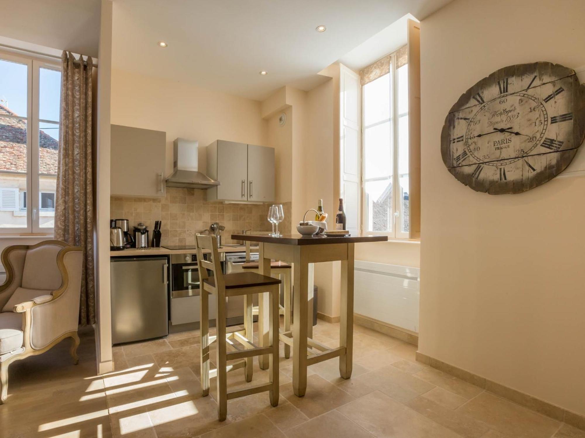 Le Cara - 4 Appartements Calmes Et Chics Au Coeur De Beaune Μπον Δωμάτιο φωτογραφία