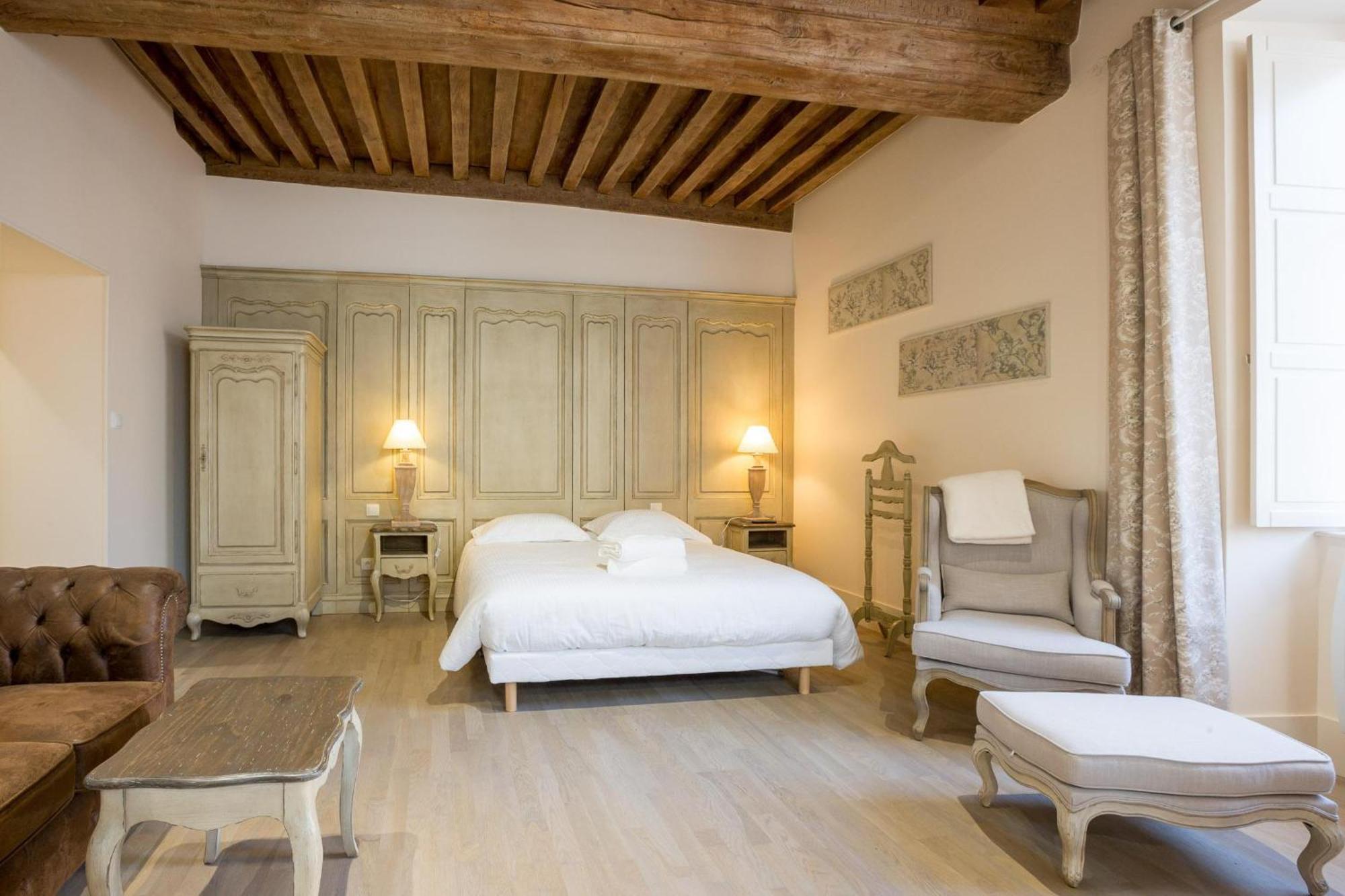 Le Cara - 4 Appartements Calmes Et Chics Au Coeur De Beaune Μπον Δωμάτιο φωτογραφία