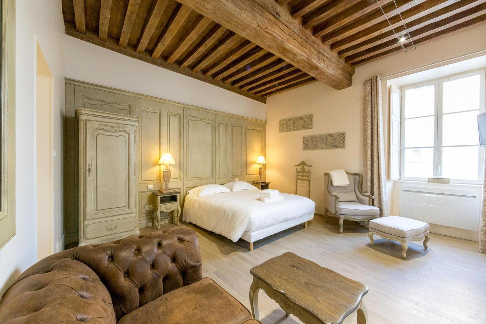 Le Cara - 4 Appartements Calmes Et Chics Au Coeur De Beaune Μπον Δωμάτιο φωτογραφία