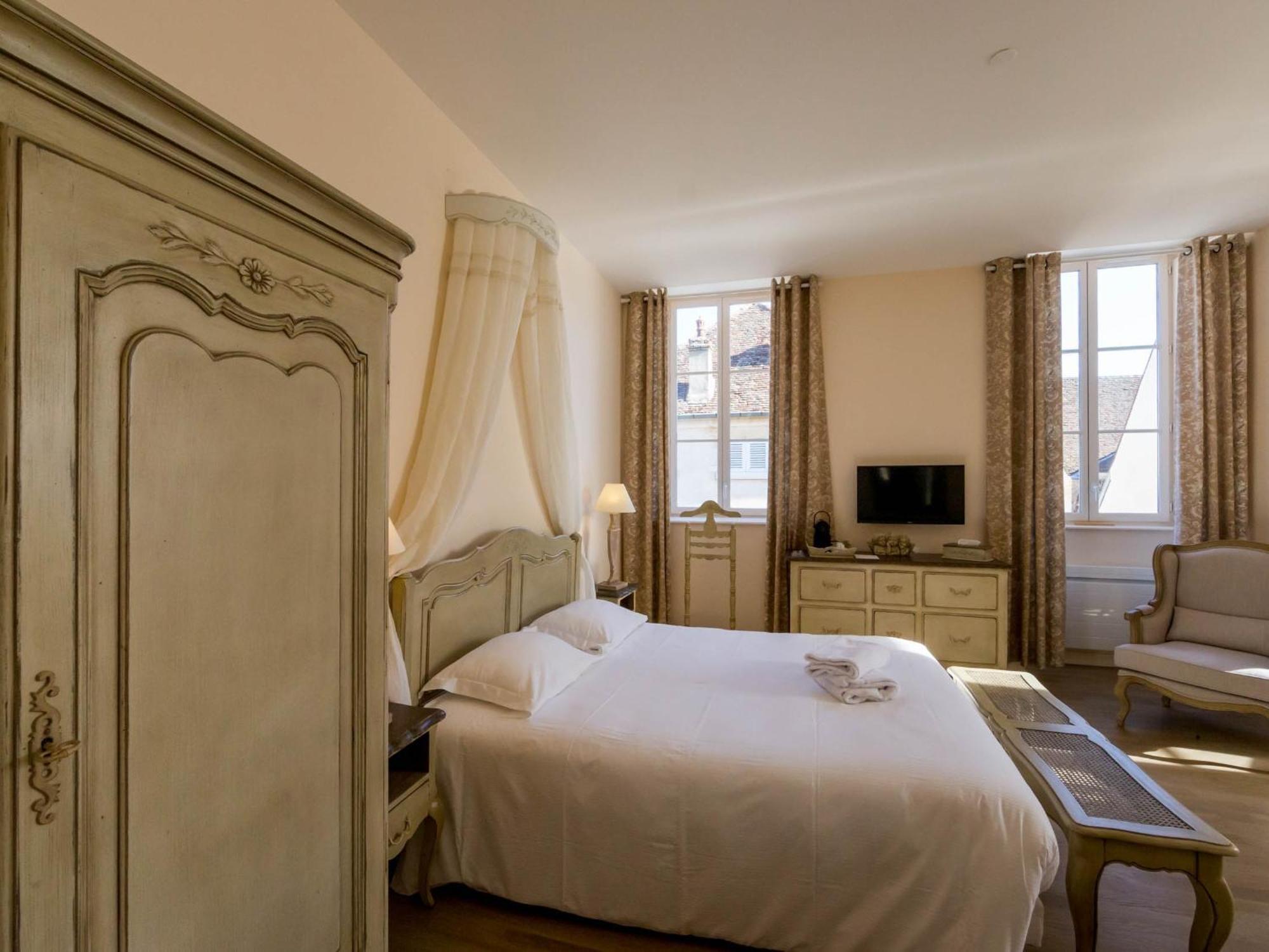 Le Cara - 4 Appartements Calmes Et Chics Au Coeur De Beaune Μπον Δωμάτιο φωτογραφία